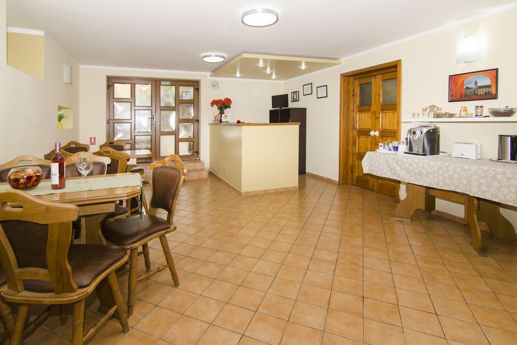 Pension Alexia Сибиу Экстерьер фото